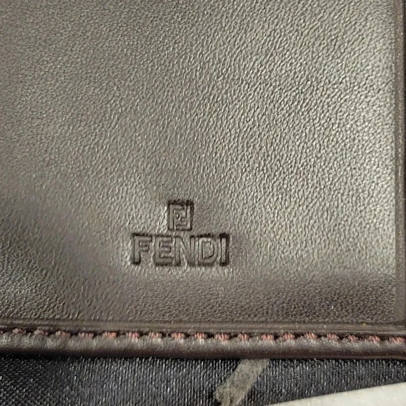 Fendi Zucca Monogram Key Holder Amazing Condition - Picture 3 of 9